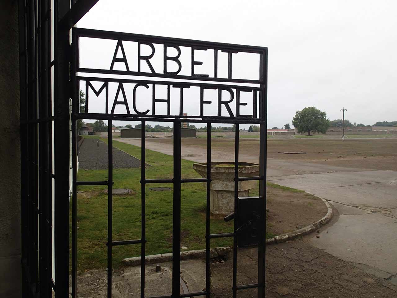 Die Gedenkstätte Sachsenhausen In Oranienburg | Deutschland Mal Anders